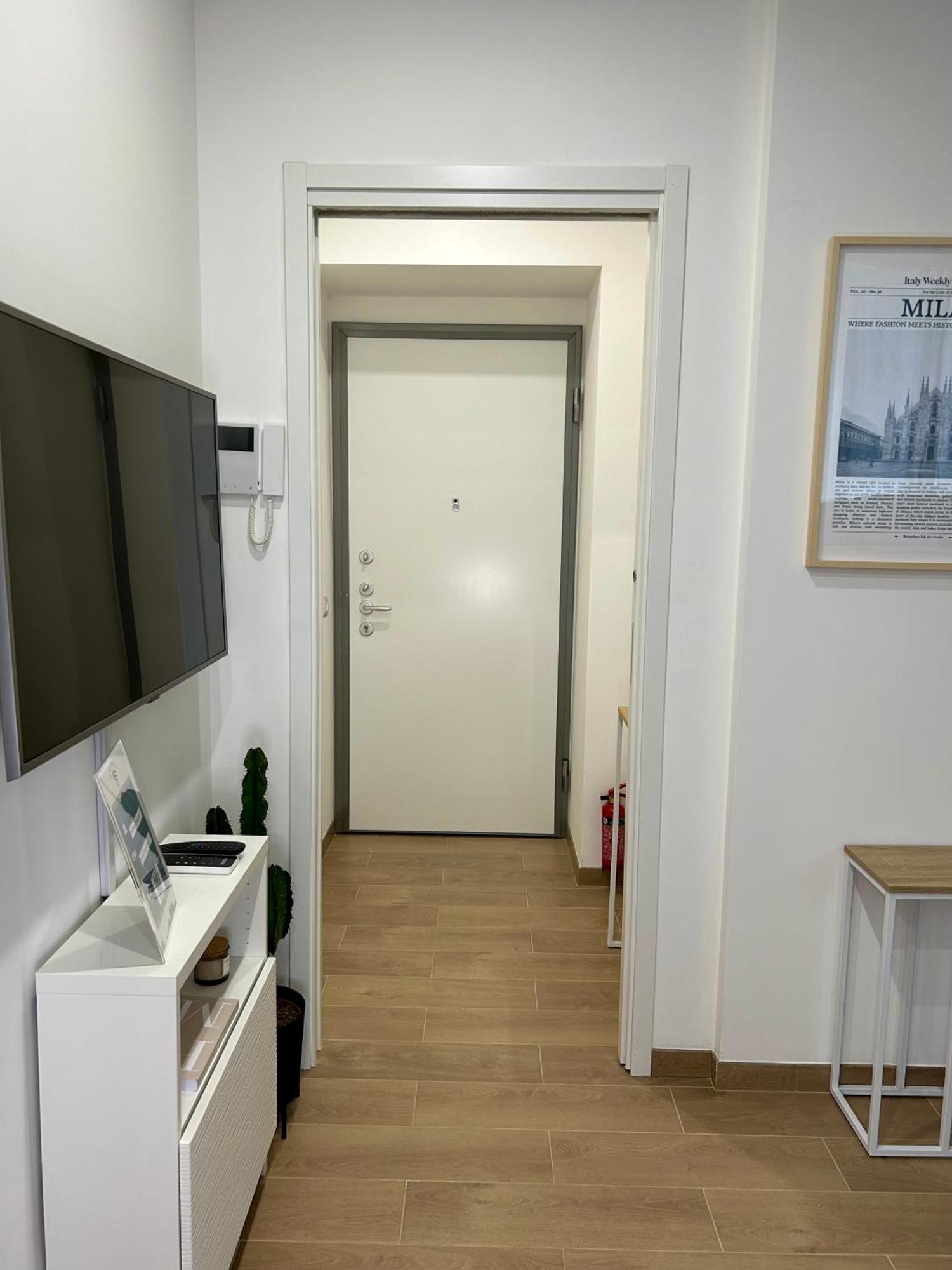 Navigli-Bocconi - Peque Home, Wi-Fi Milan Exterior photo